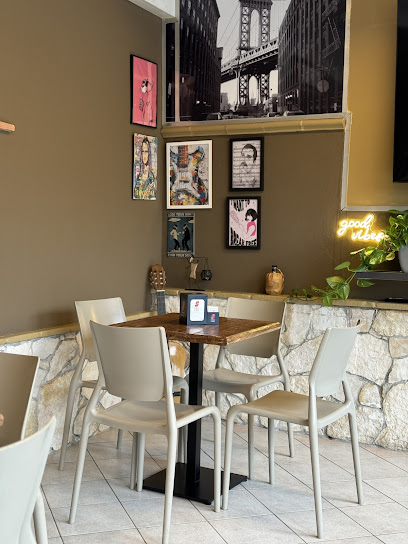Foto Location Bar